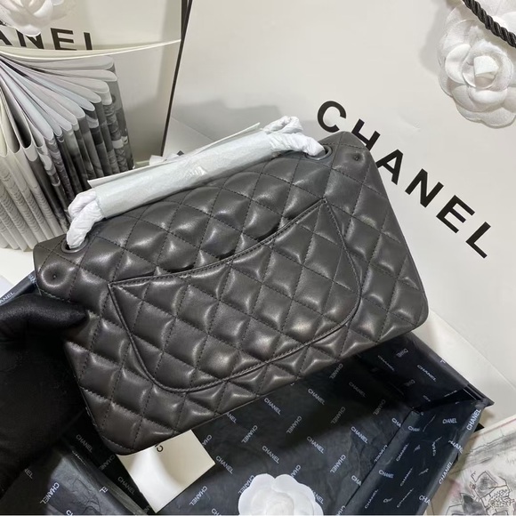 Chanel Black Wallet On Chain Classic Black Lambskin Pristine - Picture 2 of 5